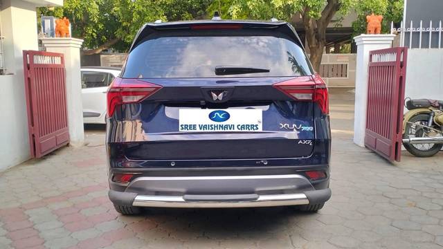https://images10.gaadi.com/usedcar_image/4584310/original/processed_66d8ea261816c738fd37ceb49e44c4e8.jpeg?imwidth=6402