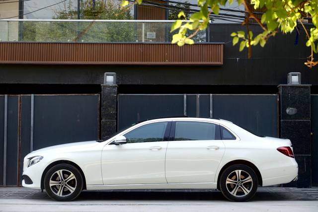 https://images10.gaadi.com/usedcar_image/4584325/original/6860ffee6eb668dde0807fe71b912b38.jpeg?imwidth=6402
