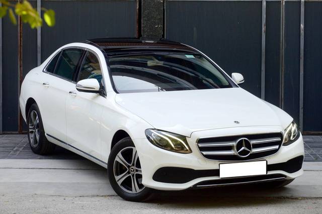 https://images10.gaadi.com/usedcar_image/4584325/original/processed_4dcae0cba829c04085170c97b7dcbb94.jpeg?imwidth=6400