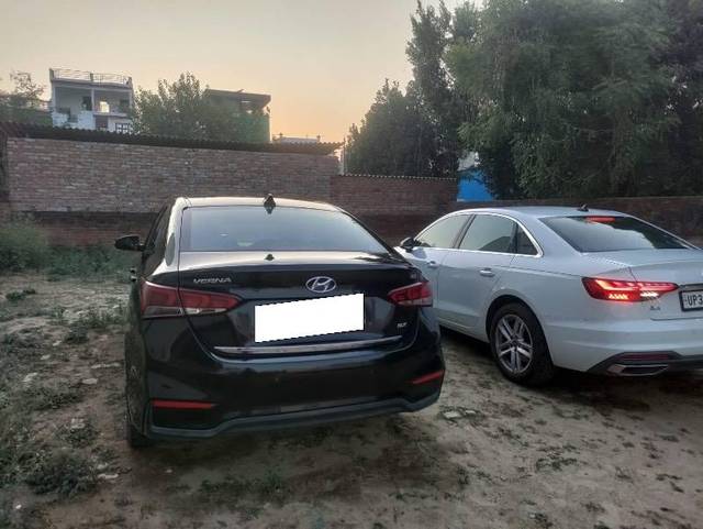https://images10.gaadi.com/usedcar_image/4584326/original/processed_9dc54118-287a-456a-9633-c4f772b583f6.jpeg?imwidth=6401