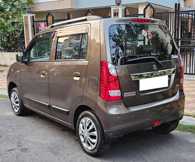 https://images10.gaadi.com/usedcar_image/4584337/original/processed_d25159716c7bfc0d1fb0e394767597ad.jpg?imwidth=6401