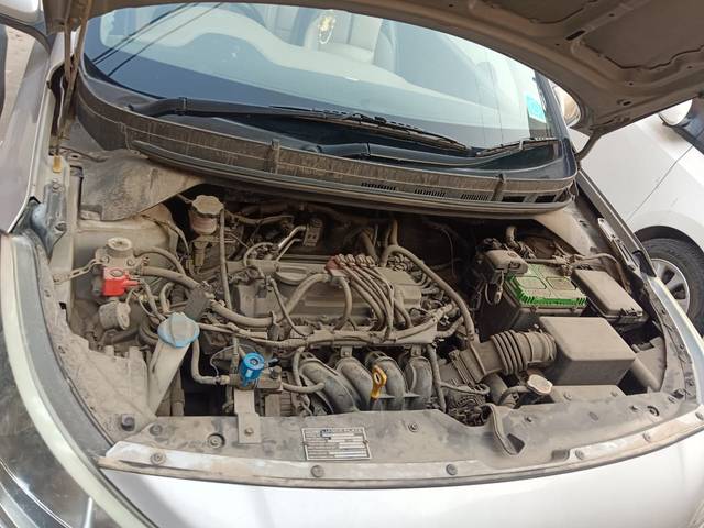 https://images10.gaadi.com/usedcar_image/4584348/original/608797ae8bc10b5c8d9d28a9ab50aa64.jpg?imwidth=6400