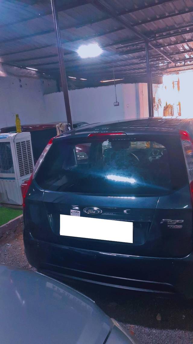 https://images10.gaadi.com/usedcar_image/4584356/original/processed_d012005dabeee37203e9cb265bbae10d.jpg?imwidth=6400