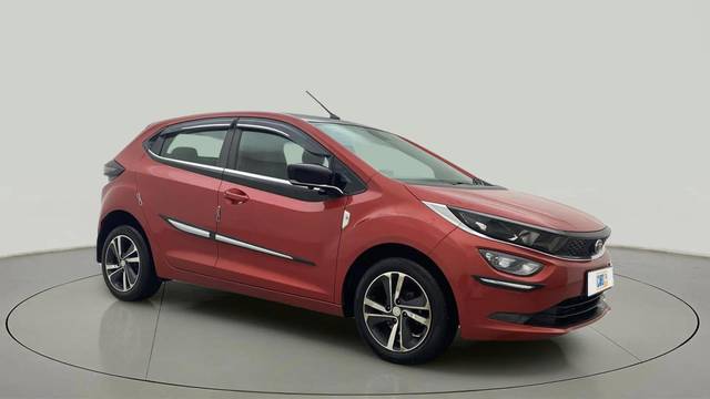 https://images10.gaadi.com/usedcar_image/4584360/original/bd650548c60438683f40980c0d351a4c.jpg?imwidth=6400