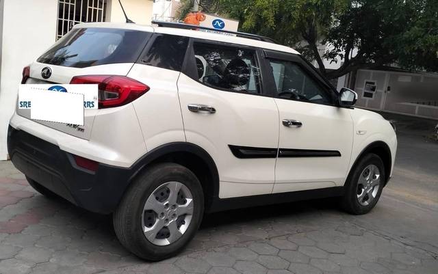 https://images10.gaadi.com/usedcar_image/4584386/original/processed_b0f52fbde1487b3ef12eb7a4f52cbc30.jpeg?imwidth=6402