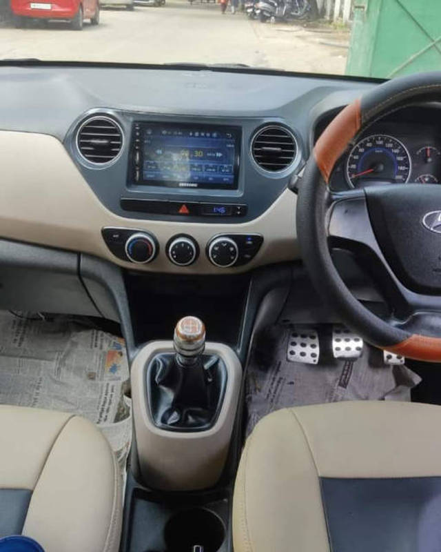 https://images10.gaadi.com/usedcar_image/4584451/original/fea3ad7b9b8324bc9dec5fad88820605.png?imwidth=6402