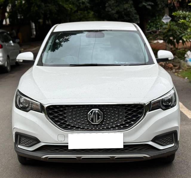 https://images10.gaadi.com/usedcar_image/4584484/original/processed_d421fae589606d34d4e7be972396a428.jpg?imwidth=6402