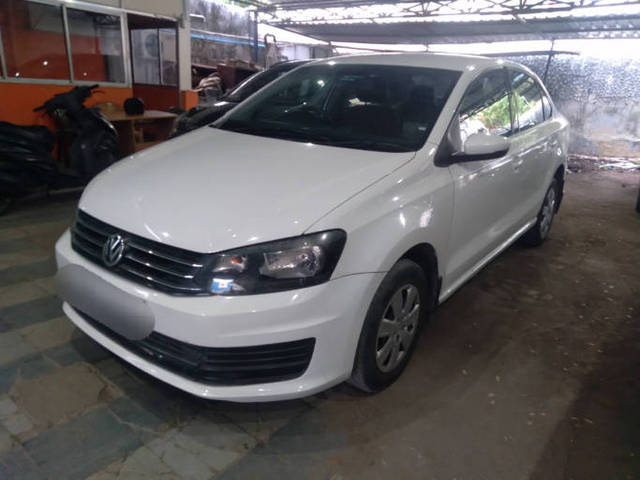 https://images10.gaadi.com/usedcar_image/4584494/original/1acadcadd63a8de2b9495f90d67e2feb.png?imwidth=6400