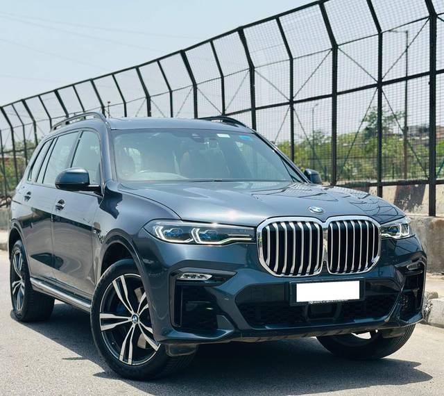 https://images10.gaadi.com/usedcar_image/4584517/original/processed_b96420bf5c58686a1d62e0f518673604.jpg?imwidth=6400