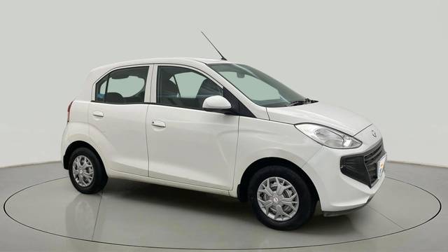 https://images10.gaadi.com/usedcar_image/4584569/original/40ddb12bb5c9b0ceb75d74e29e8a3a8a.jpg?imwidth=6400