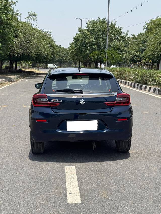 https://images10.gaadi.com/usedcar_image/4584611/original/processed_87b155adfe1d788581ff11aa9a16bdef.jpg?imwidth=6402