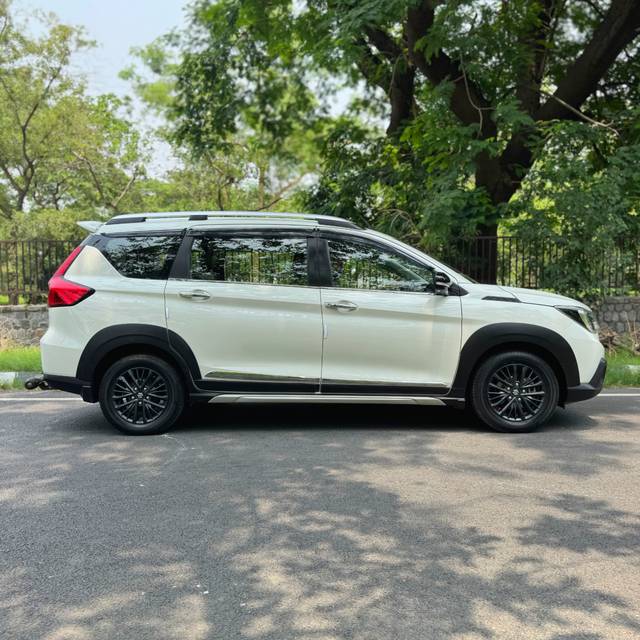 https://images10.gaadi.com/usedcar_image/4584622/original/f9012d76dcf027e6041f22ecfb6e164d.jpg?imwidth=6401
