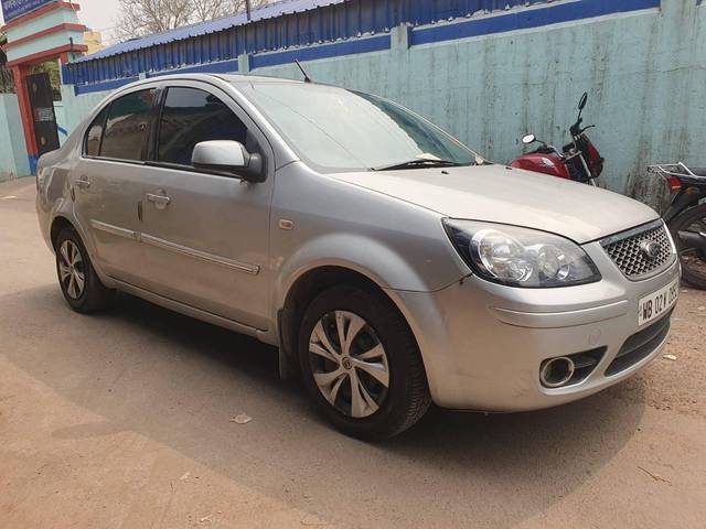https://images10.gaadi.com/usedcar_image/4584628/original/processed_c3f59b485dc54f5d391a59a2c439dc44.jpg?imwidth=6400
