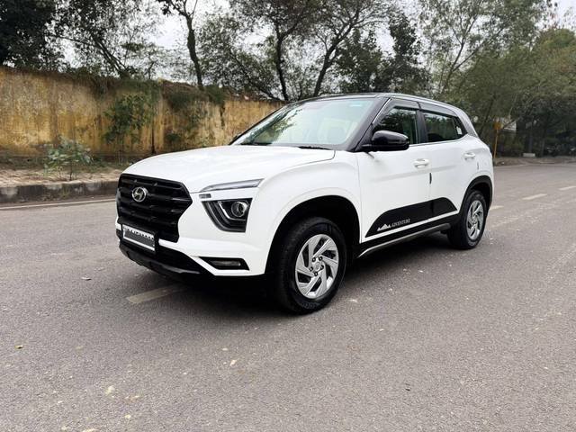 https://images10.gaadi.com/usedcar_image/4584634/original/processed_7756932563689883e6d32b8d8d825203.jpg?imwidth=6402
