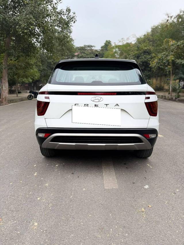 https://images10.gaadi.com/usedcar_image/4584634/original/processed_c1a156ac9c3b2c8d24ba48c40c1618f4.jpg?imwidth=6401