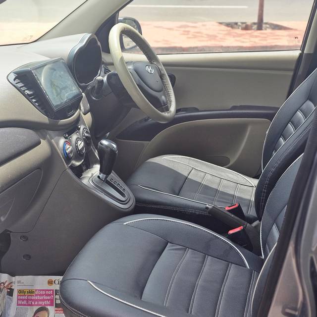 https://images10.gaadi.com/usedcar_image/4584655/original/420fce28888566bb0b234aec81723f88.jpg?imwidth=6402