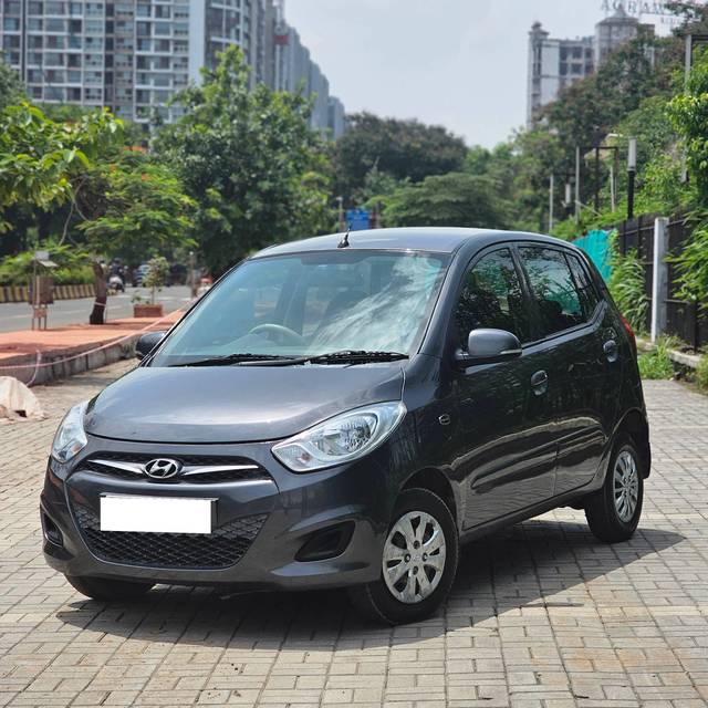 https://images10.gaadi.com/usedcar_image/4584655/original/processed_5c4f2321e45f05ad4516069710f629c4.jpg?imwidth=6401