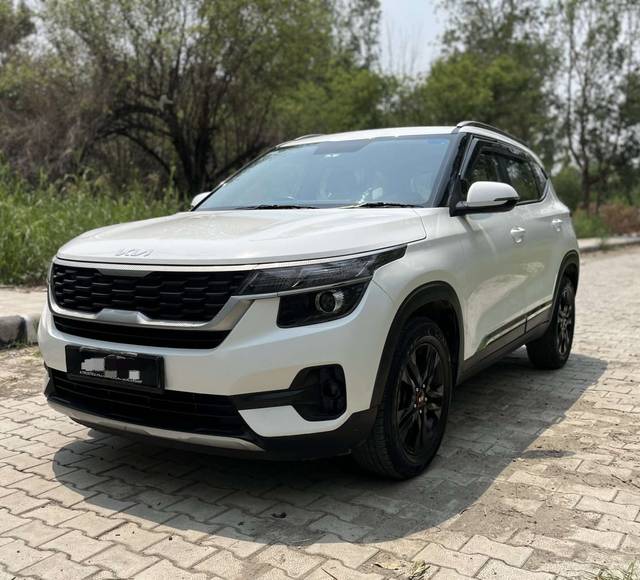 https://images10.gaadi.com/usedcar_image/4584666/original/001f316422af68fef0e6e902c18cce00.jpg?imwidth=6402