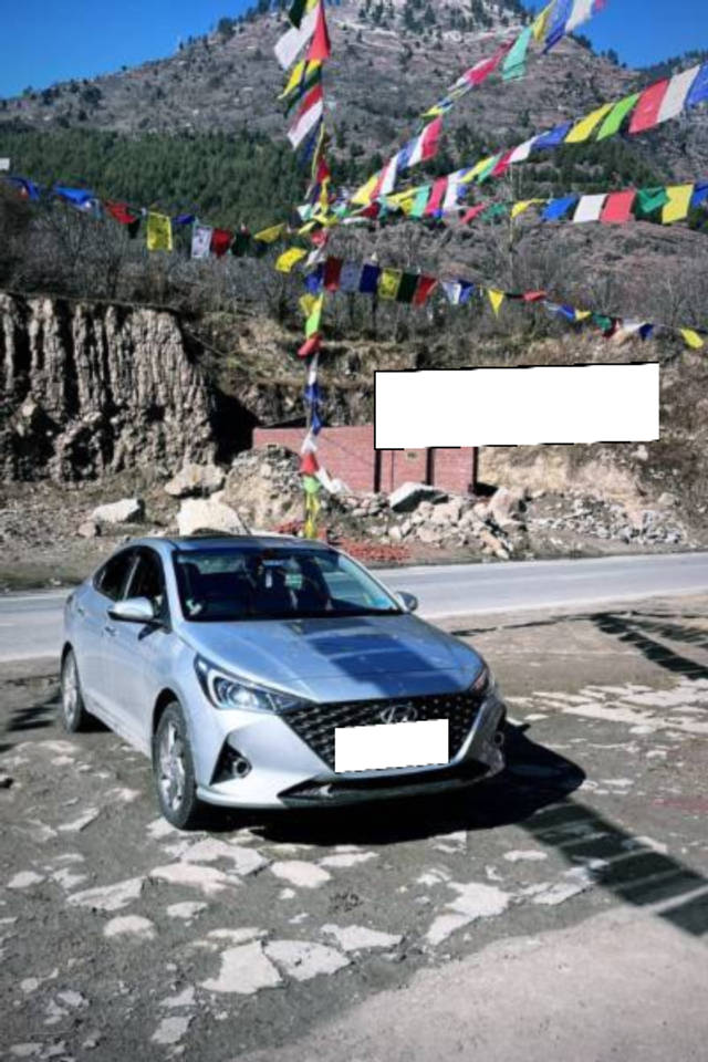 https://images10.gaadi.com/usedcar_image/4584670/original/processed_3a50d3a6-fce0-4ea1-95fd-6b491f34eb00.png?imwidth=6401