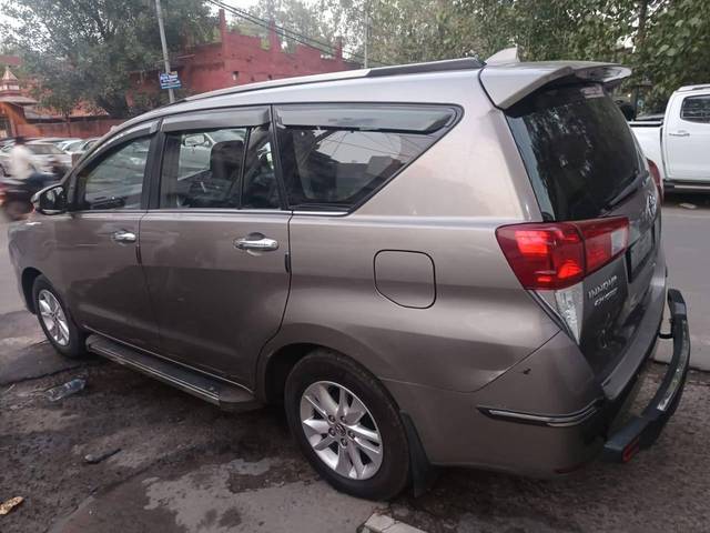 https://images10.gaadi.com/usedcar_image/4584673/original/processed_a070840f881a1e4dc6899a575de4ee1d.jpg?imwidth=6401