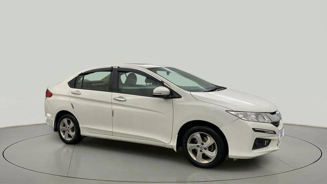https://images10.gaadi.com/usedcar_image/4584674/original/92eec16ae8355c6704caefd59d72e6fd.jpg?imwidth=6400