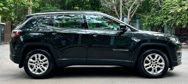https://images10.gaadi.com/usedcar_image/4584689/original/processed_43a3948b-4b8b-441c-9f38-0641bcd082a2.jpg?imwidth=6401