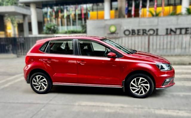 https://images10.gaadi.com/usedcar_image/4584692/original/da8ebfa3ac5daca4f8e51cb61bfc8e8c.jpg?imwidth=6401