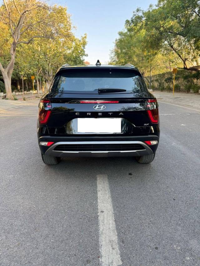 https://images10.gaadi.com/usedcar_image/4584694/original/processed_aa7e633f7eb6dab2c3a15a6348e09f14.jpg?imwidth=6401