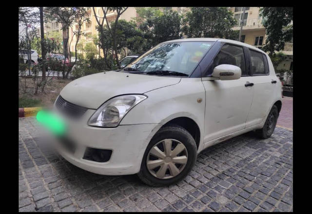https://images10.gaadi.com/usedcar_image/4584708/original/ae0dccb6-1c79-452d-8261-654fdb085e5a.?imwidth=6400