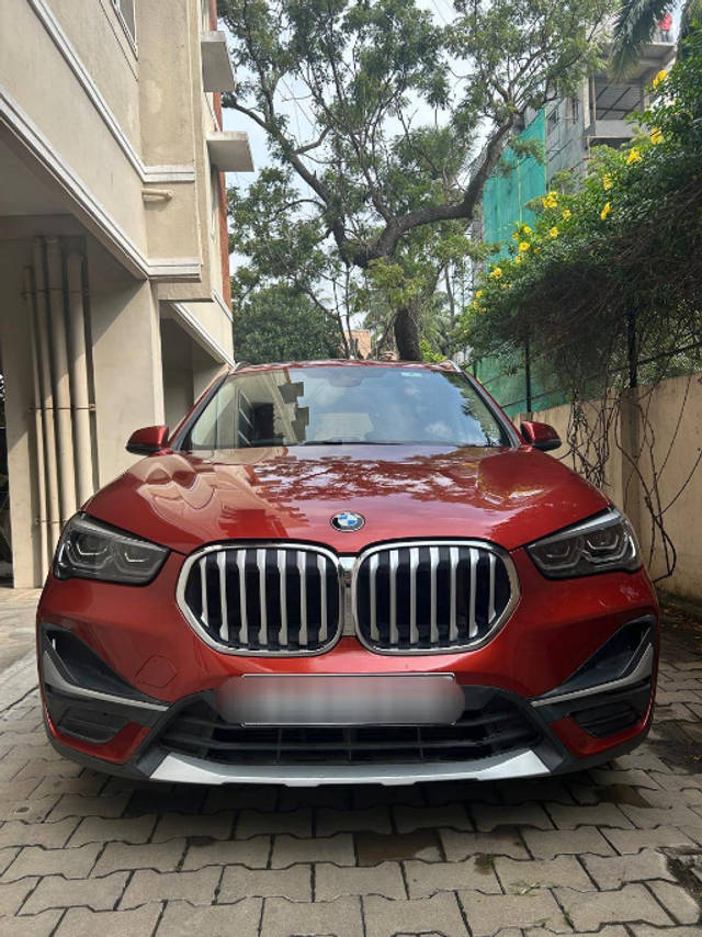 https://images10.gaadi.com/usedcar_image/4584745/original/9a86a96aa8cfad458fc7c23964e57fff.png?imwidth=6400