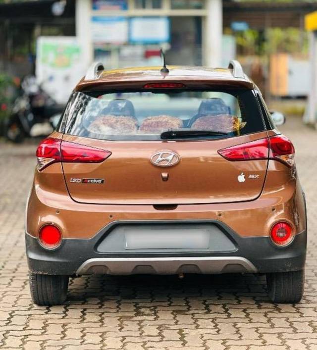https://images10.gaadi.com/usedcar_image/4584768/original/processed_ab5af7fd-772f-4339-8d83-261fc6dfd108.jpeg?imwidth=6402