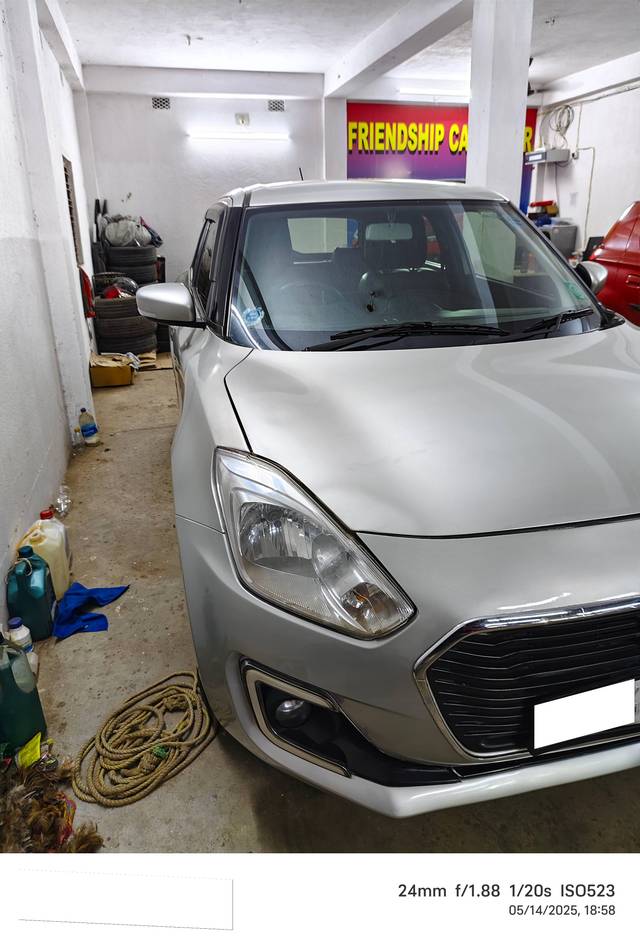 https://images10.gaadi.com/usedcar_image/4584775/original/processed_2c9e63411cff84d90c1cb8417a269f10.jpg?imwidth=6400