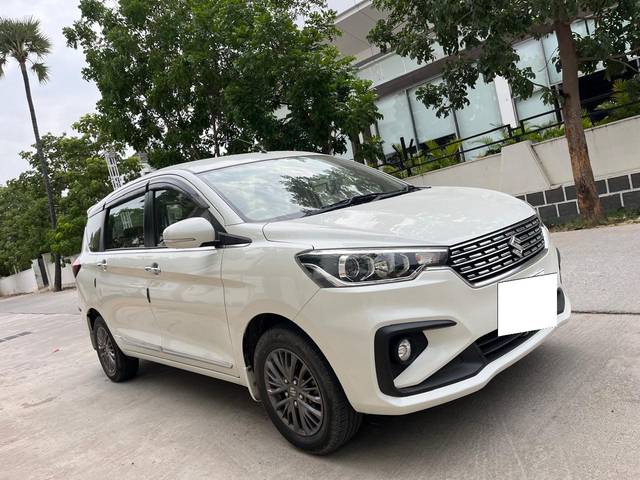 https://images10.gaadi.com/usedcar_image/4584782/original/processed_6abfb68c8448f2f3e69ffc37d909f83e.jpg?imwidth=6400