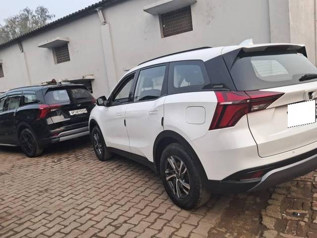 https://images10.gaadi.com/usedcar_image/4584789/original/processed_b588f53f-42f7-415d-afea-0534c29239c3.jpg?imwidth=6401