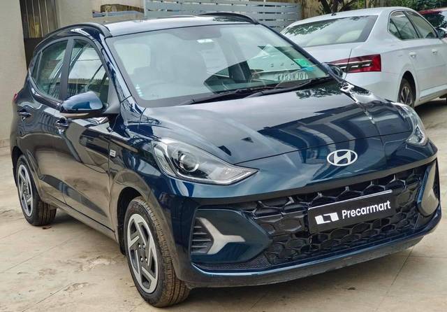 https://images10.gaadi.com/usedcar_image/4584792/original/processed_67bccad4d1c889d13b6ea2ed7ae1ede5.jpeg?imwidth=6400