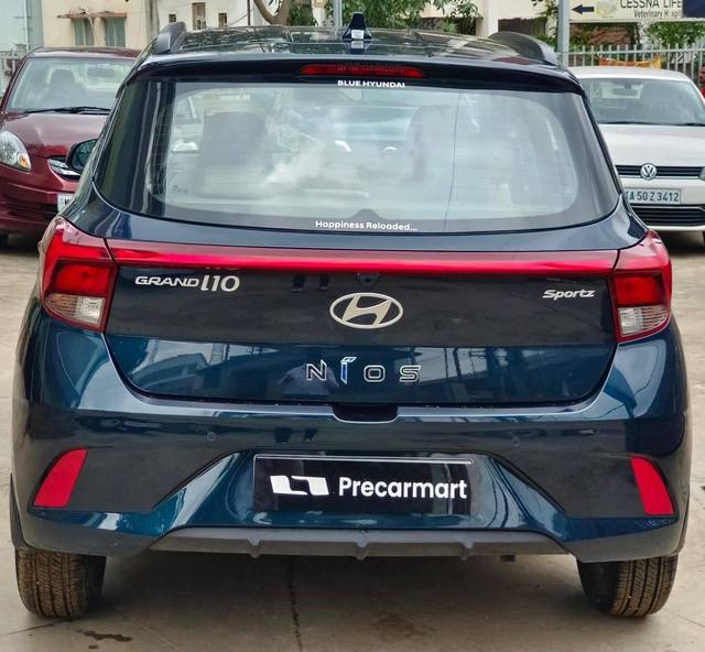 https://images10.gaadi.com/usedcar_image/4584792/original/processed_6ced3f8eb8e722f7146390ca83d6d740.jpeg?imwidth=6402