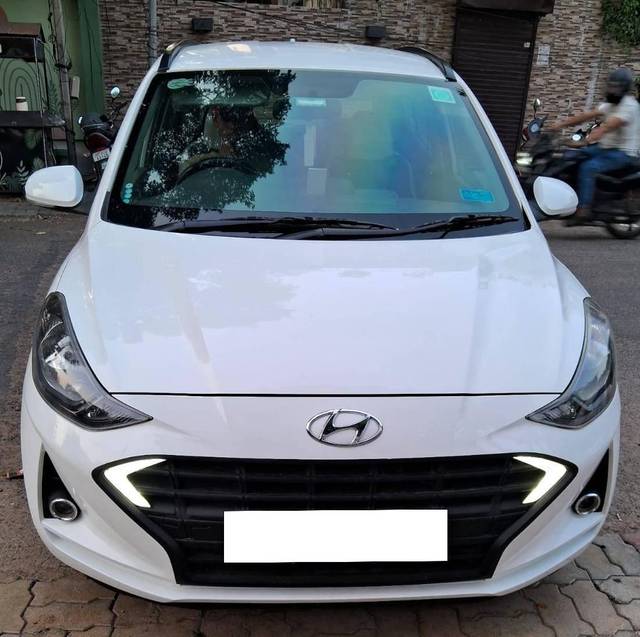 https://images10.gaadi.com/usedcar_image/4584796/original/processed_049382454eb0d005c4809ea11e2f2042.jpg?imwidth=6400