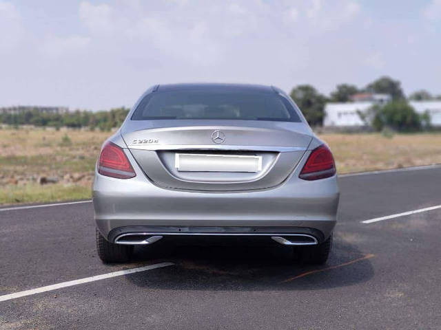 https://images10.gaadi.com/usedcar_image/4584803/original/processed_9069f74668ab55a678c97d17ecc55382.png?imwidth=6401