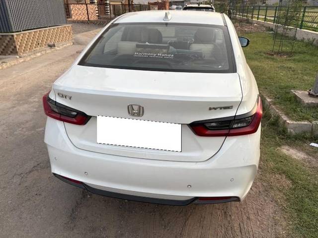 https://images10.gaadi.com/usedcar_image/4584822/original/processed_743f707a-402f-419e-8a34-ba54c876c936.jpeg?imwidth=6402