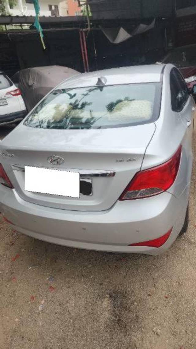 https://images10.gaadi.com/usedcar_image/4584834/original/processed_c375884a-c22f-45f0-b8bf-f83811a49d66.jpg?imwidth=6401