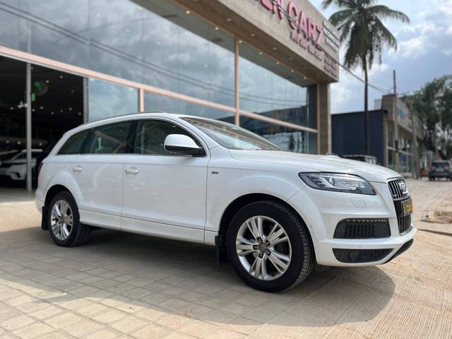 https://images10.gaadi.com/usedcar_image/4584842/original/processed_faf9dc916e3b215224bba9e502fd3932.jpg?imwidth=6400
