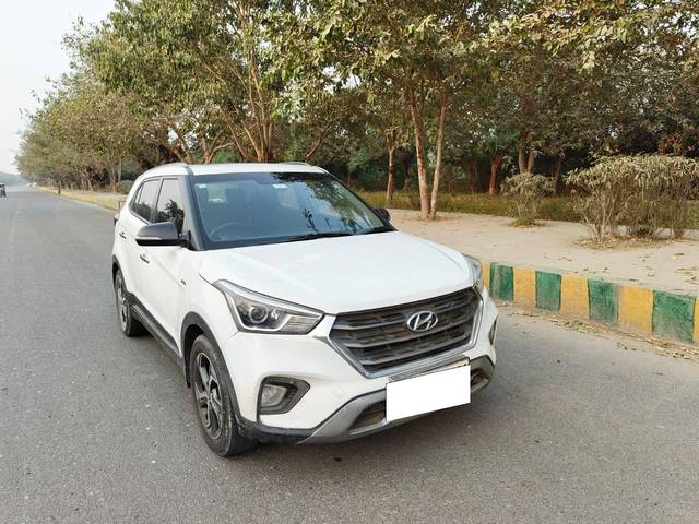https://images10.gaadi.com/usedcar_image/4584865/original/processed_928645bb-ecd5-4f35-a43b-66e8c8f904fb.jpg?imwidth=6401