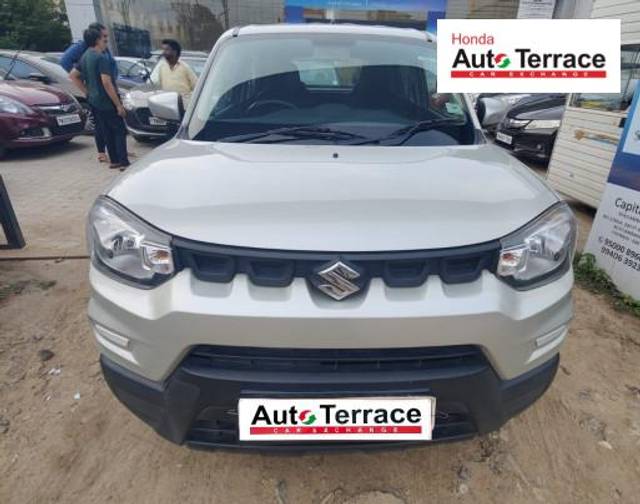 https://images10.gaadi.com/usedcar_image/4584896/original/ac80be3571c247786f06ae1fa4bb261c.jpeg?imwidth=6400