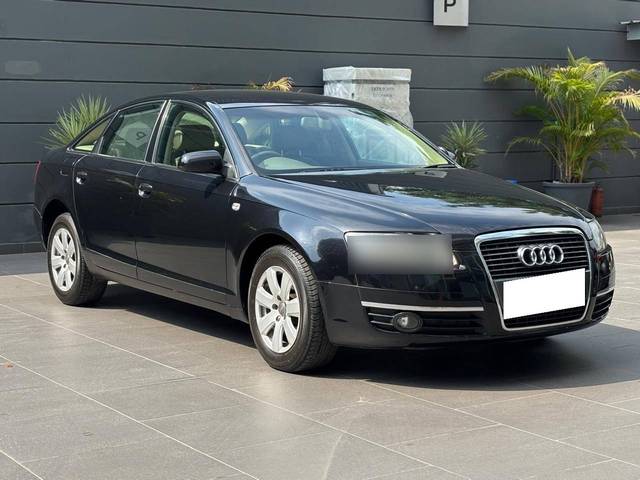 https://images10.gaadi.com/usedcar_image/4584897/original/processed_c956edd9de46ee6afd2c7a8dd2d88208.jpeg?imwidth=6400
