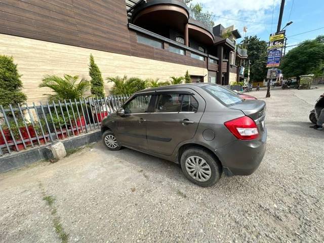 https://images10.gaadi.com/usedcar_image/4584899/original/processed_2906b81c-55fa-4d85-86ee-3e206fcebf39.jpg?imwidth=6400