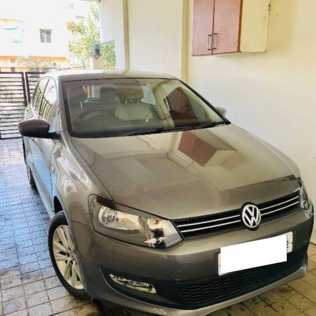 https://images10.gaadi.com/usedcar_image/4584911/original/processed_05f54a40-6e8f-4632-b852-8a6a68eeaf22.jpeg?imwidth=6400