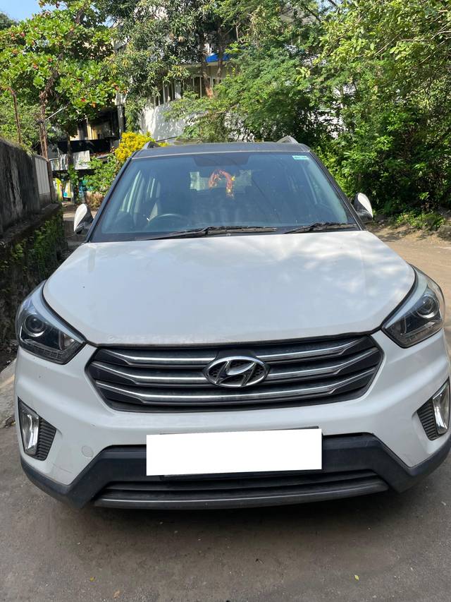 https://images10.gaadi.com/usedcar_image/4584917/original/processed_7876f23e76ae2695ee553766f3a0220d.jpg?imwidth=6402