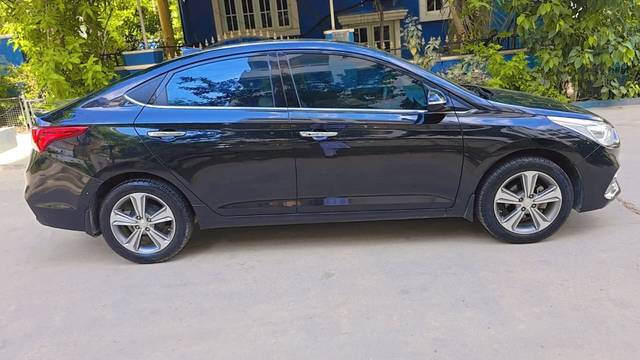 https://images10.gaadi.com/usedcar_image/4584927/original/9b3f4f1a74e58ebfa38d7c702069ce40.jpg?imwidth=6401
