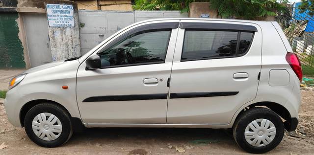 https://images10.gaadi.com/usedcar_image/4584942/original/processed_367b4cc6d8706b1183119f676b4aec48.jpg?imwidth=6402