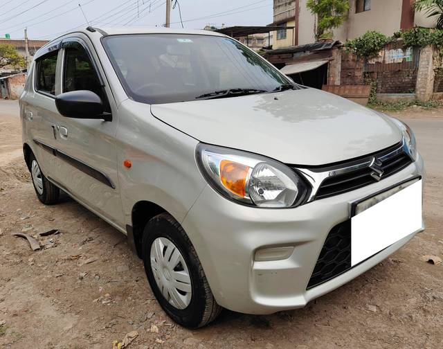 https://images10.gaadi.com/usedcar_image/4584942/original/processed_cfb0e106ceda1f41a0c679d0739e5ed0.jpg?imwidth=6400